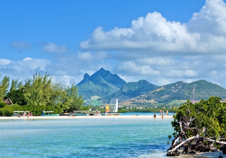 Excursion To A Tropical Paradise: Ile Aux Cerfs | Costa Cruises